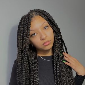 Meet your Posher, Jamya